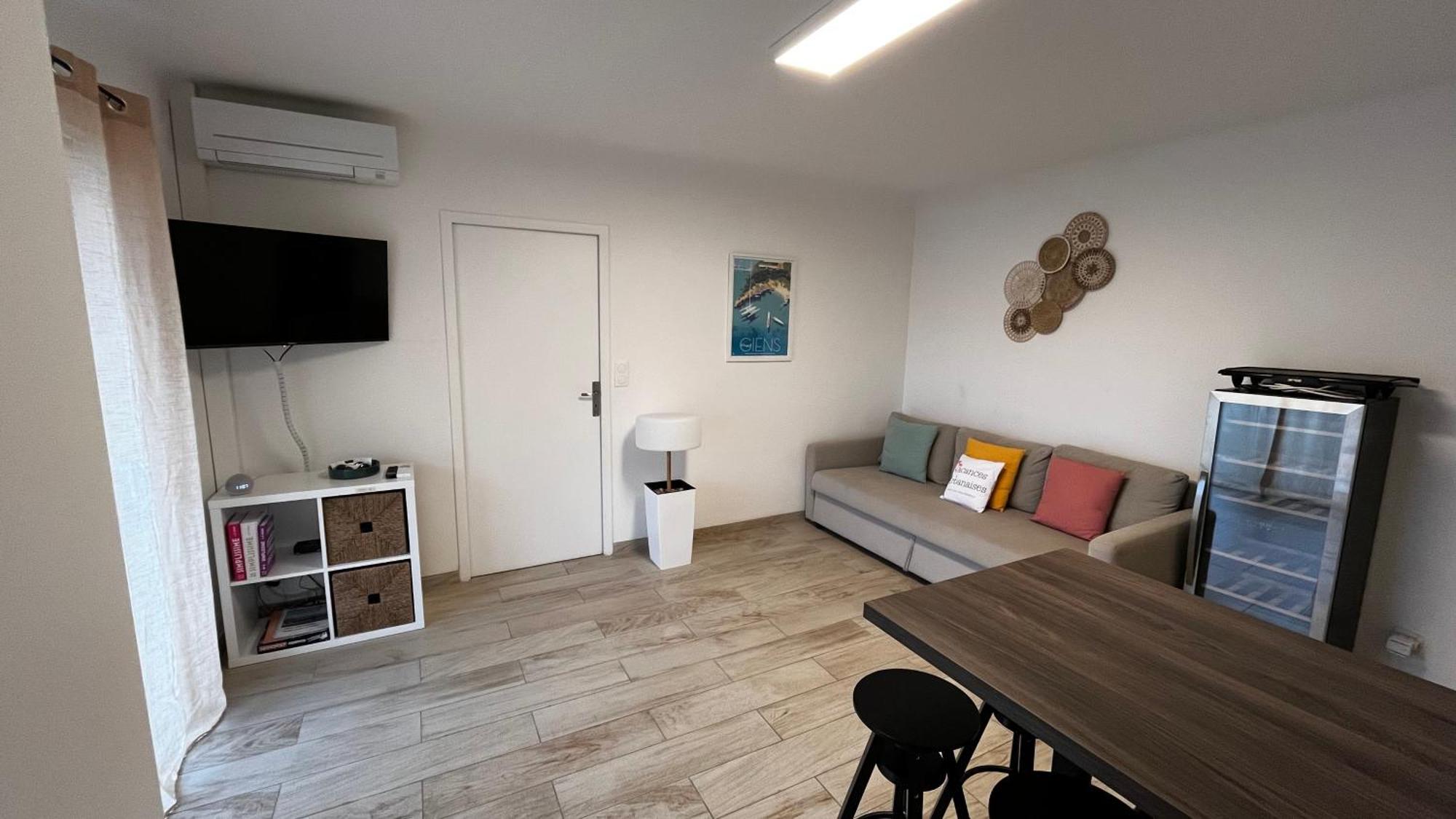 Vacances Arbanaises - Appartements Giens Hyères Екстериор снимка